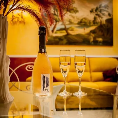 Neptune Prestige Home Near Rome Nettuno Esterno foto